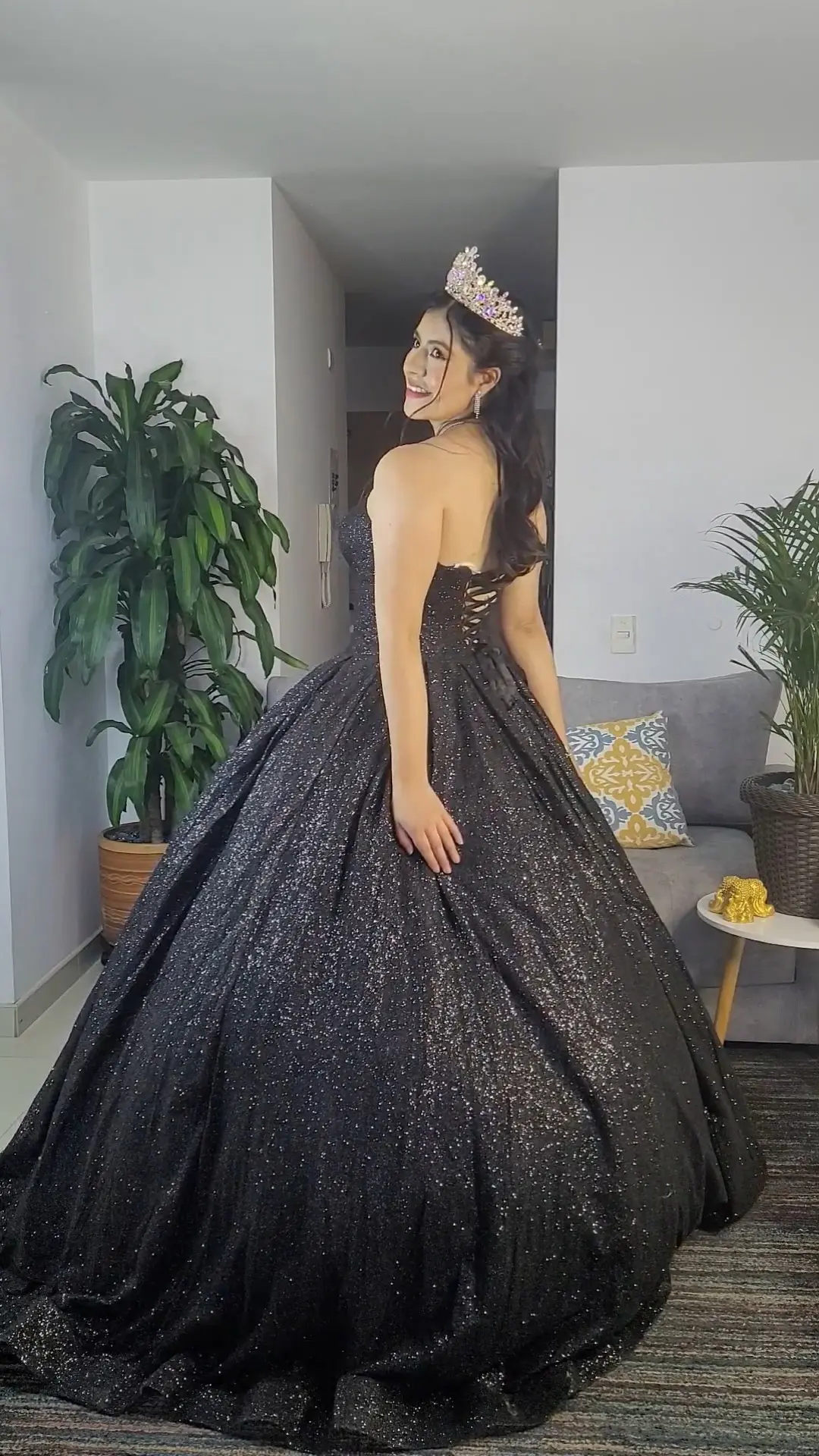 Vestido de Quinceañera Negro con Brillo