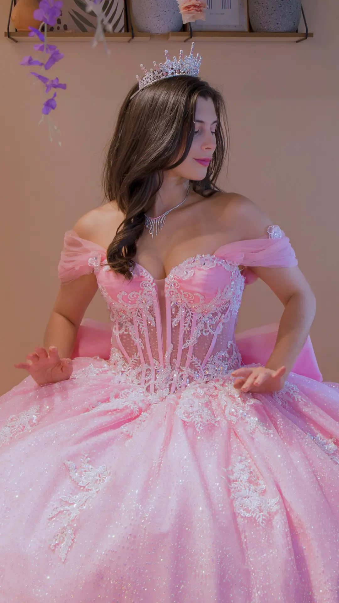 Vestido de Quinceañera Rosado con Gran Lazo