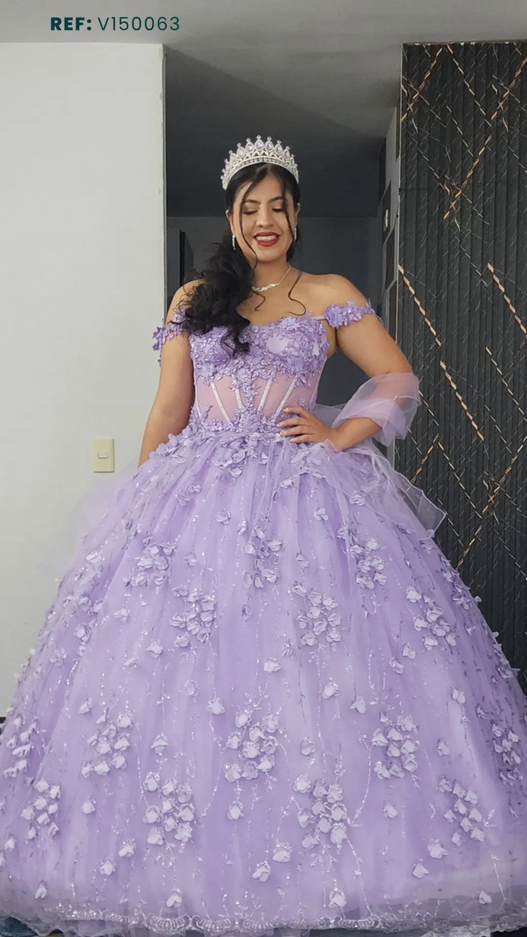 Vestido de Quinceañera Lila con Flores 3D