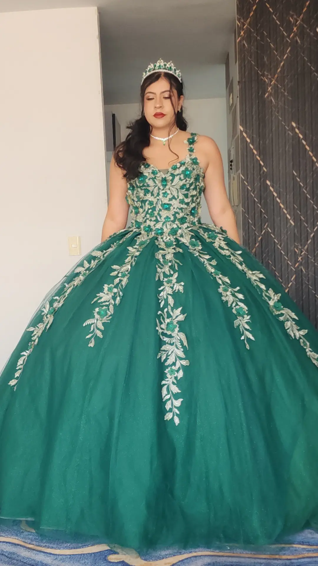 Vestido de Quinceañera Verde Esmeralda con Espalda Ajustable