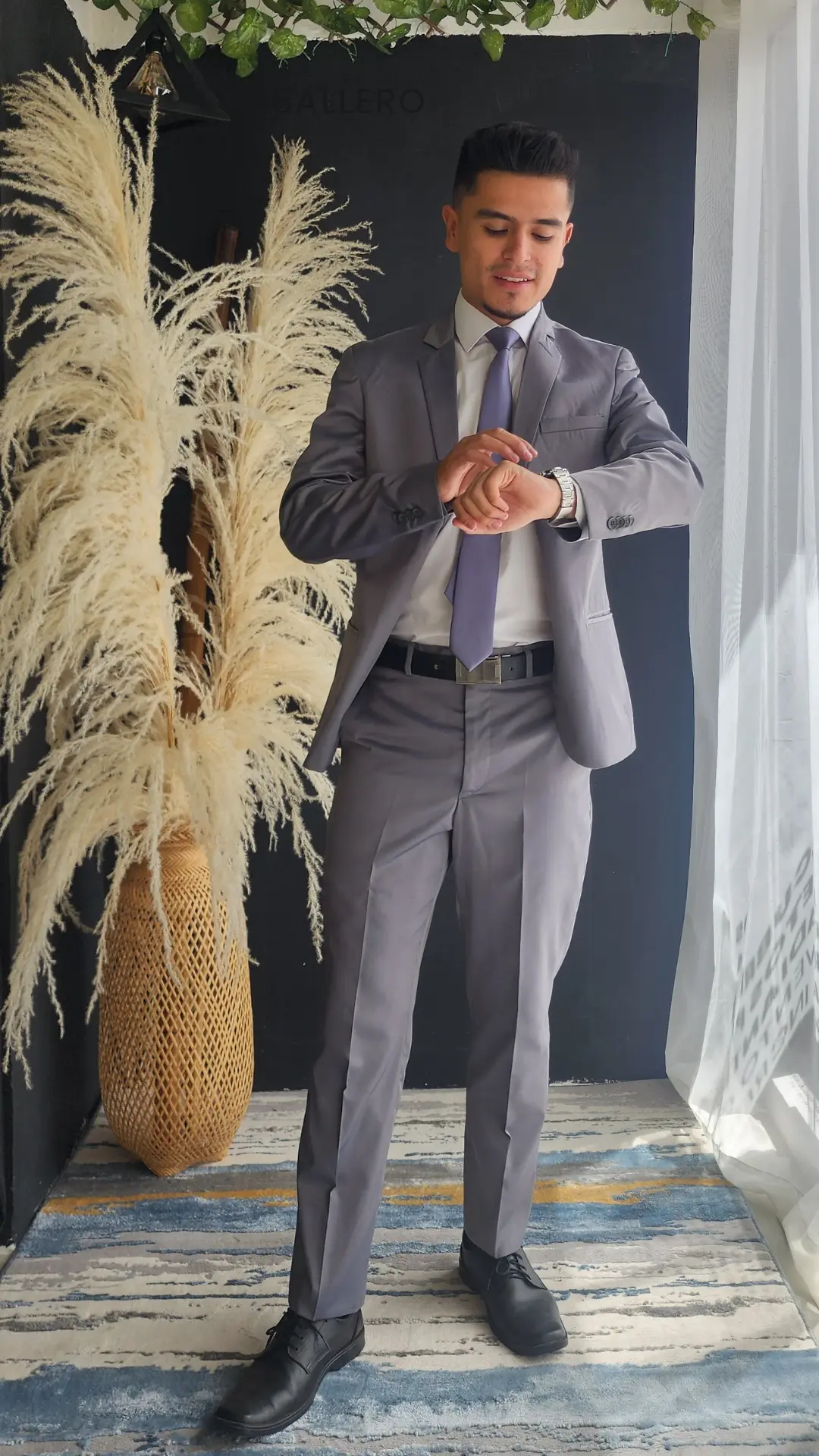Traje de Caballero Gris Medio